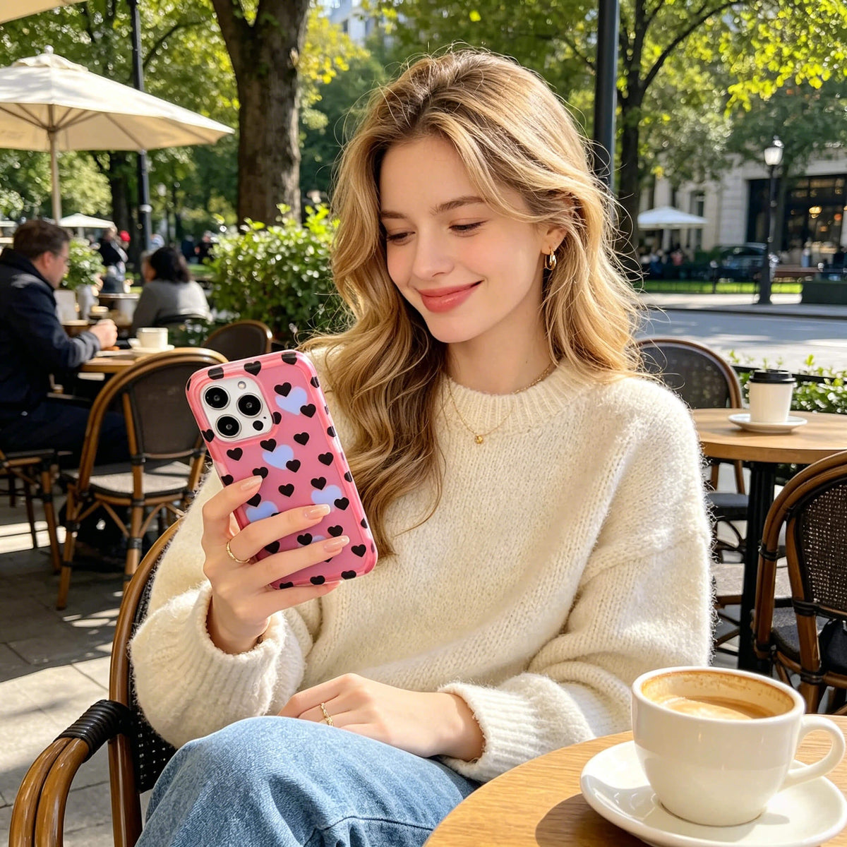 Color Shift Heart iPhone Case – Moves with Light, Looks Better Every Time